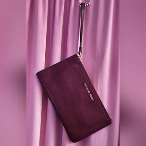 Michael Kors Wristlet Pouch